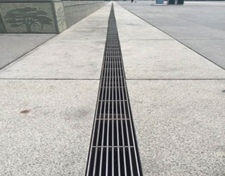 道路旁排水溝蓋板效果圖