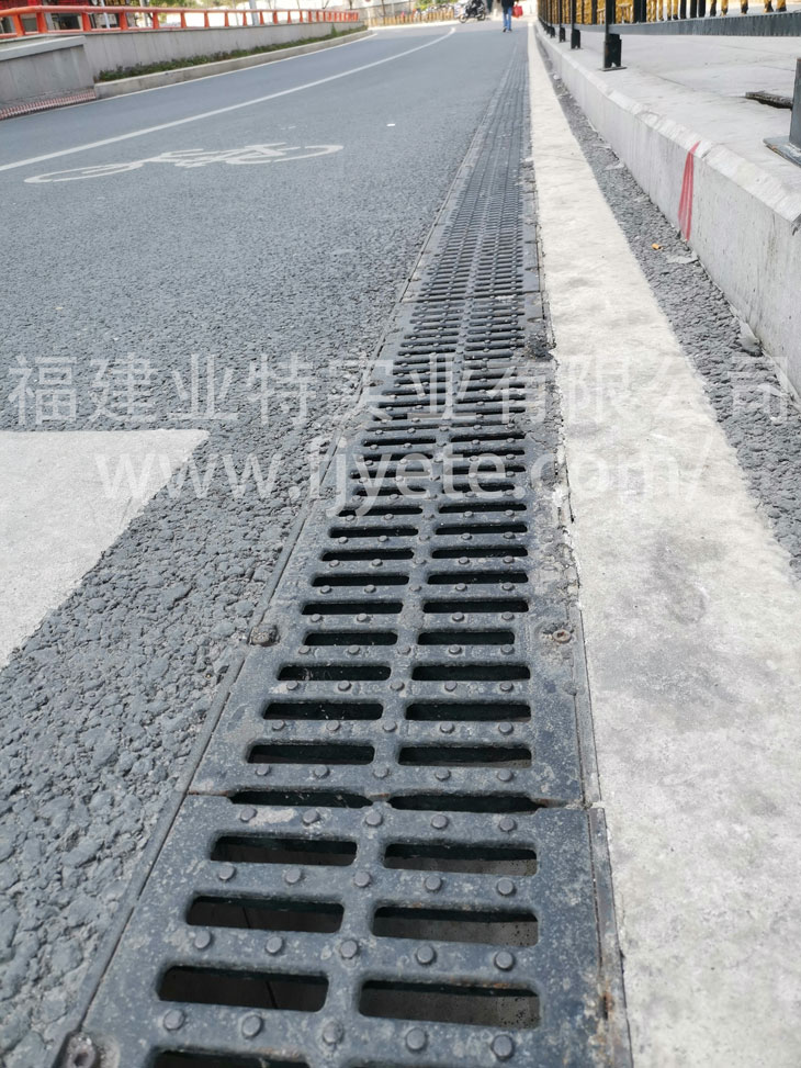 樹(shù)脂混凝土成品排水溝道路案例