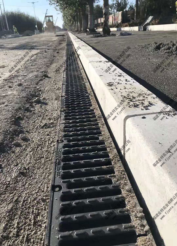道路樹(shù)脂混凝土排水溝