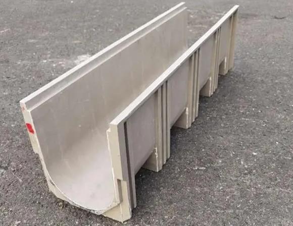公路上的排水溝怎么樣